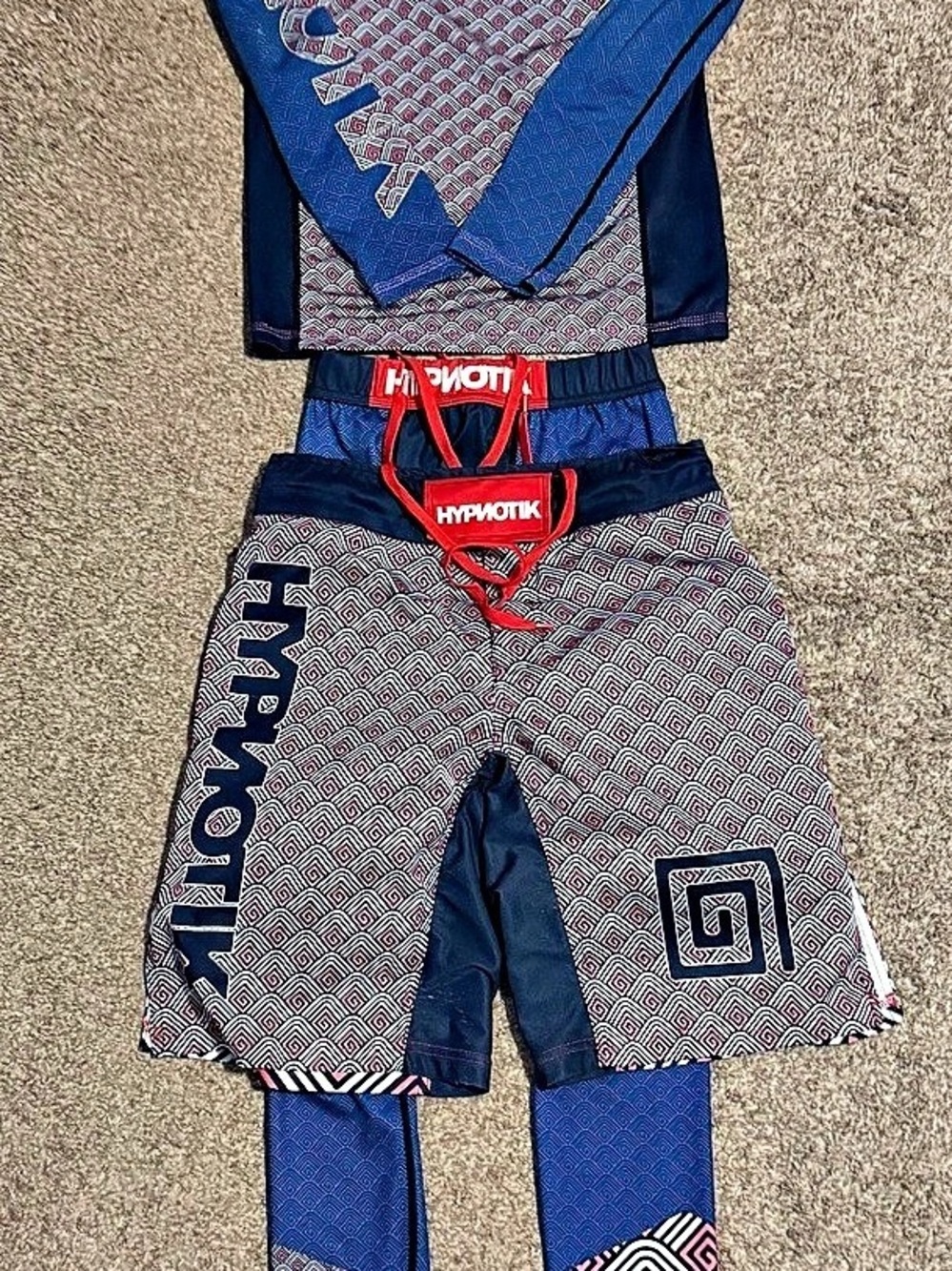 HYPNOTIK Stereostar V2 No Gi Fightwear Set Blue & Pink